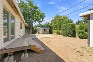 10833 Walnutwood Way, Rancho Cordova, CA 95670 - Photo 32