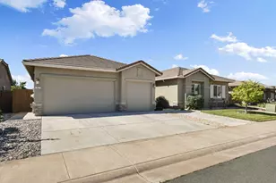 1077 Dimaggio Way, Galt, CA 95632 - Photo 4