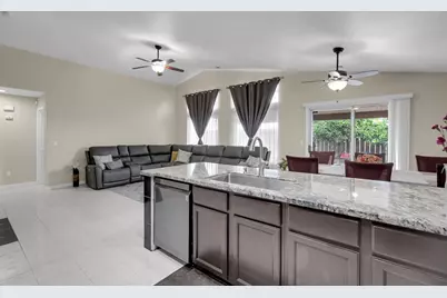 1210 Cherry Oak Lane, Manteca, CA 95336 - Photo 8