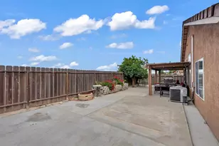 1210 Cherry Oak Ln, Manteca, CA 95336 - Photo 22
