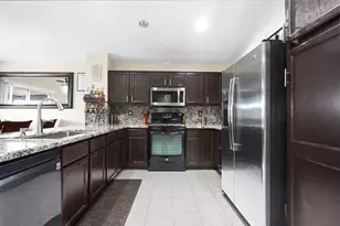 1210 Cherry Oak Ln, Manteca, CA 95336 - Photo 8
