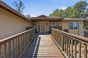 1000 Calgary Ct, El Dorado Hills, CA 95762 - Photo 2
