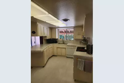 1581 Valley View Drive, Yuba City, CA 95993 - Photo 16