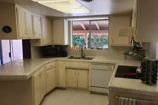 1581 Valley View Dr, Yuba City, CA 95993 - Photo 16