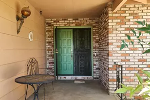 1581 Valley View Dr, Yuba City, CA 95993 - Photo 6