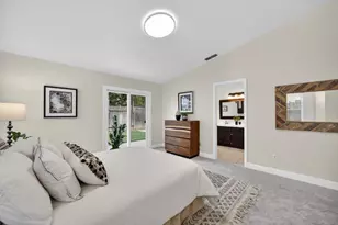 8853 Bridalsmith Dr, Sacramento, CA 95828 - Photo 32