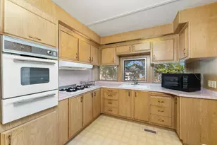428 Colin Kelly Dr, Roseville, CA 95747 - Photo 2