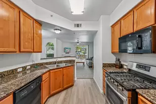 900 Moon Cir, Folsom, CA 95630 - Photo 10
