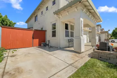 8727 Whitehouse Road, Elk Grove, CA 95758 - Photo 10