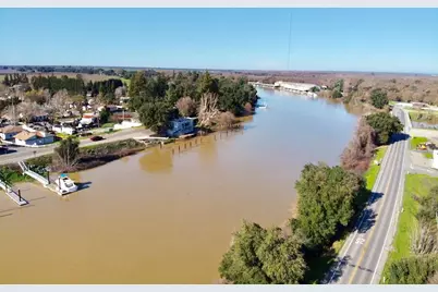 14055 River Road, Walnut Grove, CA 95690 - Photo 2