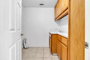 9186 Lagrange Ct, Elk Grove, CA 95624 - Photo 22