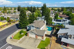 9186 Lagrange Ct, Elk Grove, CA 95624 - Photo 2