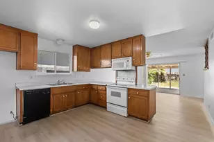 7028 Ellsworth Cir, Fair Oaks, CA 95628 - Photo 12