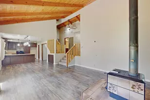 12876 Green Valley Cir, Groveland, CA 95321 - Photo 16