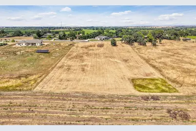 19012 E Sierra View Court, Clements, CA 95227 - Photo 12