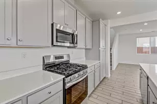 8679 Oldfield Wy, Sacramento, CA 95829 - Photo 8