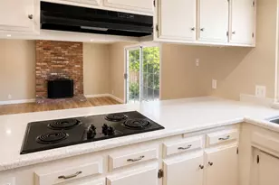 1361 Peach Tree Ln, Yuba City, CA 95993 - Photo 4