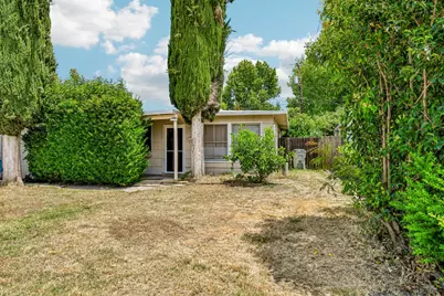 851 Greenwood Avenue, West Sacramento, CA 95605 - Photo 1