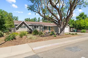 2101 Bircher Way, Carmichael, CA 95608 - Photo 4