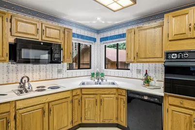 337 Kenshaw Court, Dorrington, CA 95223 - Photo 14
