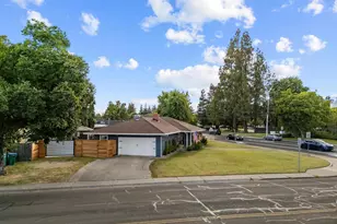 1408 W Benjamin Holt Dr, Stockton, CA 95207 - Photo 52