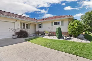 25 Wellington Way, Lodi, CA 95242 - Photo 2