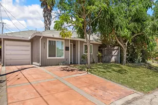 6737 Van Maren Ln, Citrus Heights, CA 95621 - Photo 2