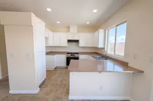 2227 Roberta Ave, Marysville, CA 95901 - Photo 2