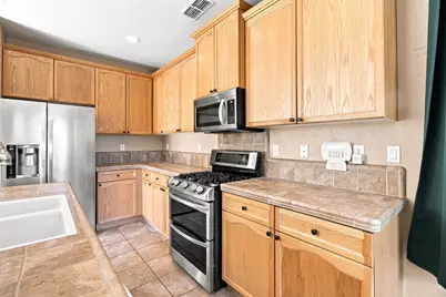 3585 Rainsong Circle, Rancho Cordova, CA 95670 - Photo 8