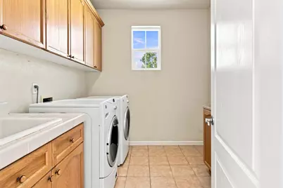 3585 Rainsong Circle, Rancho Cordova, CA 95670 - Photo 12
