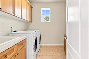 3585 Rainsong Cir, Rancho Cordova, CA 95670 - Photo 12