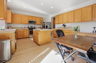 10349 Lanier Ln, Stockton, CA 95219 - Photo 20