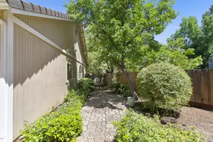 9282 Porto Vista Ct, Elk Grove, CA 95624 - Photo 46