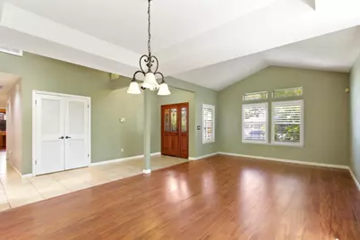 9282 Porto Vista Court, Elk Grove, CA 95624 - Photo 6