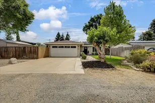 2009 Elmer Ave, Yuba City, CA 95993 - Photo 2
