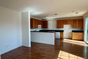 49 Sun Reign Pl, Sacramento, CA 95823 - Photo 2