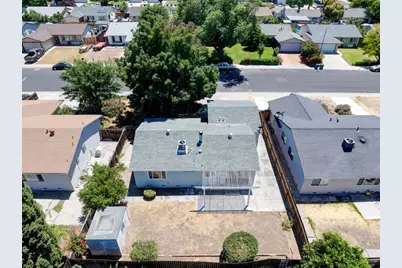 1323 Rusher Street, Tracy, CA 95376 - Photo 38