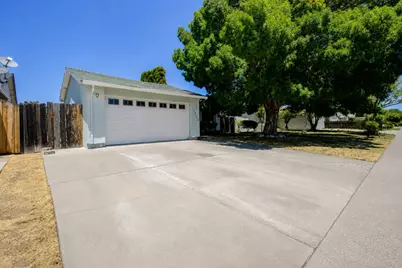 1323 Rusher Street, Tracy, CA 95376 - Photo 34