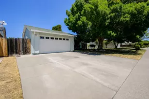 1323 Rusher St, Tracy, CA 95376 - Photo 34