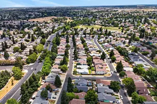 5345 Blue Sapphire Ct, Elk Grove, CA 95758 - Photo 52