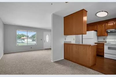 6913 Blue Duck Way, Sacramento, CA 95842 - Photo 4
