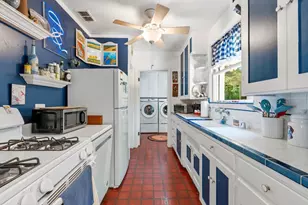 4504 H St, Sacramento, CA 95819 - Photo 10