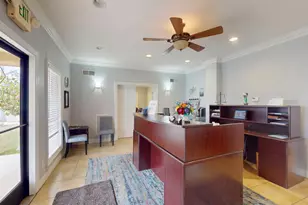400 W Yosemite Ave, Madera, CA 93637 - Photo 2