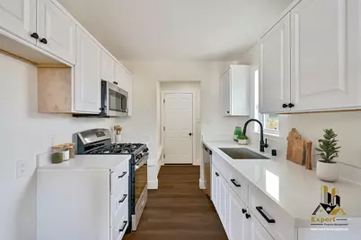 5112 Gordon Drive, Sacramento, CA 95824 - Photo 12