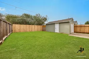 5112 Gordon Dr, Sacramento, CA 95824 - Photo 20
