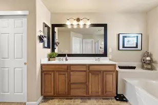 8541 Armada Ct, Elk Grove, CA 95624 - Photo 20
