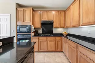 8541 Armada Ct, Elk Grove, CA 95624 - Photo 6