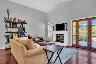 1008 Suffolk Court, Winters, CA 95694 - Photo 6
