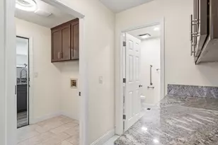 1331 Manzano Way, Sacramento, CA 95831 - Photo 28