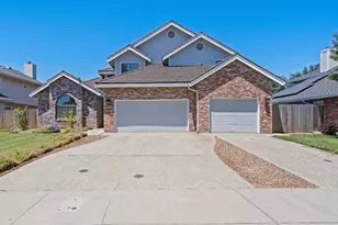 1331 Manzano Way, Sacramento, CA 95831 - Photo 2